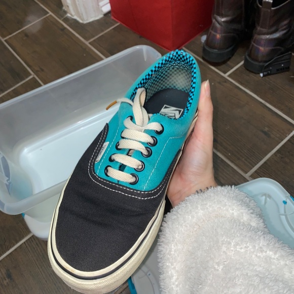 Shoes - Picture 2 of 2